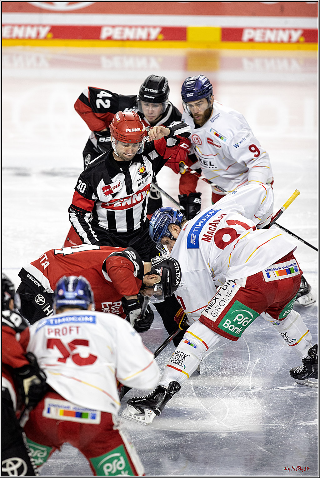PENNY DEL;  Koelner Haie - Duesseldorfer EG ; Koeln, 16.01.2022